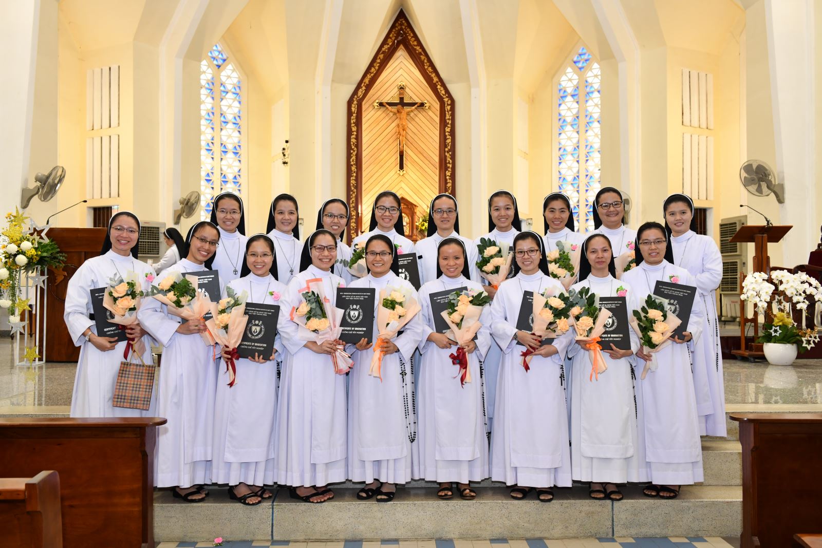 Học viện liên dòng Thánh Tôma Aquino - mừng Bổn mạng và nhận Văn bằng Tốt nghiệp năm 2023