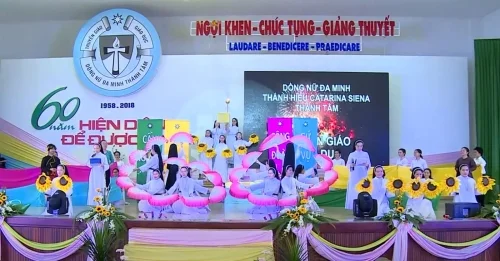 Album mừng 60 năm