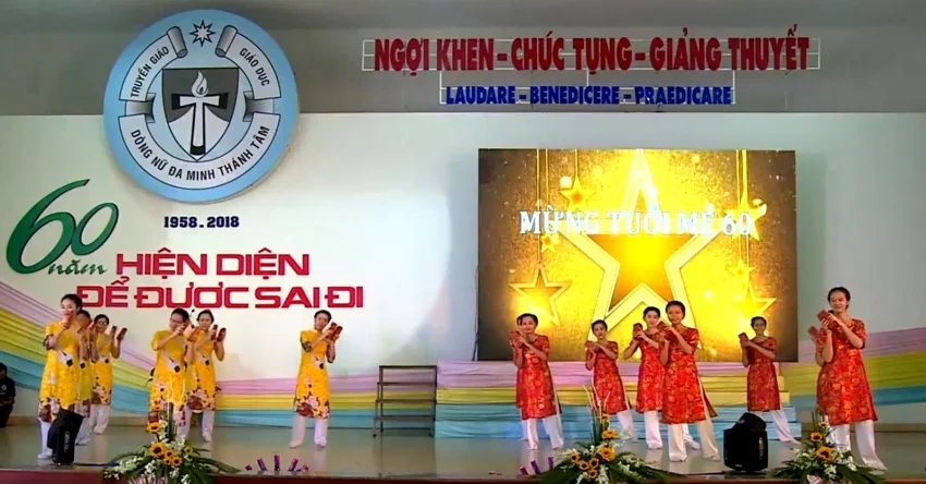 Album mừng 60 năm — ảnh 4