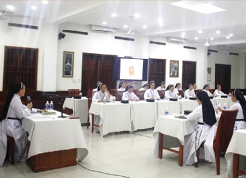 Bản tin nhanh tuần học hỏi Hiến pháp và Nội quy - nhóm 3