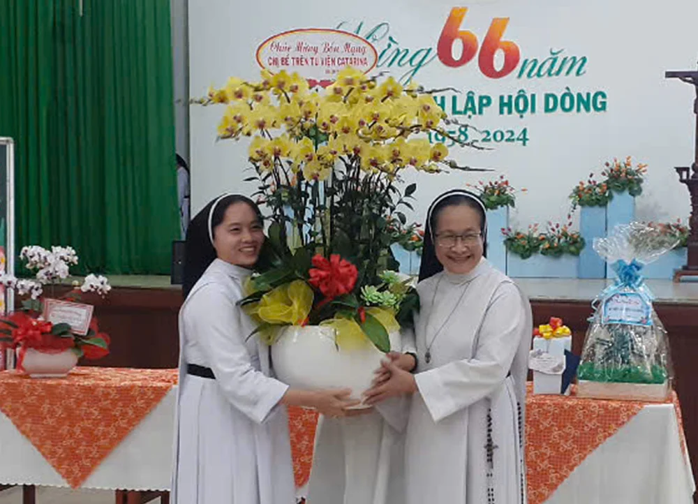 Bổn Mạng Bề Trên Tu Viện Catarina - Chào Đón Sr. Tonni Harris, OP — ảnh 4