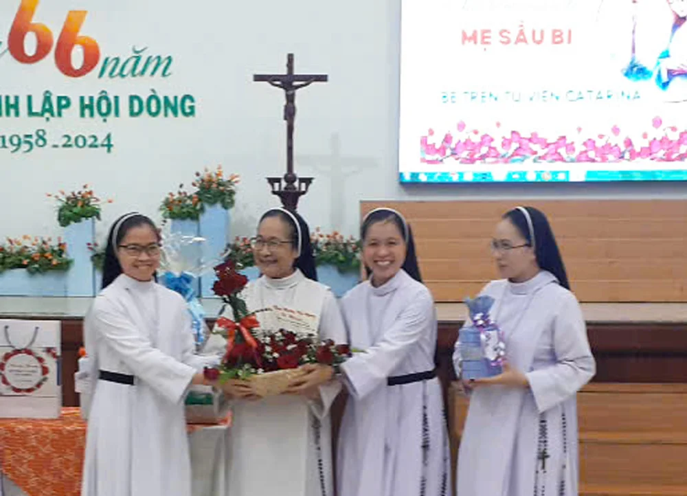 Bổn Mạng Bề Trên Tu Viện Catarina - Chào Đón Sr. Tonni Harris, OP — ảnh 5
