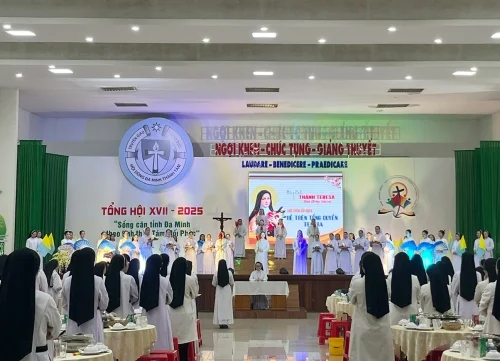 Chúc mừng Bổn mạng BTTQ Teresa