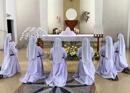 Cộng Đoàn: Nơi Tha Thứ, Chốn Yêu Thương