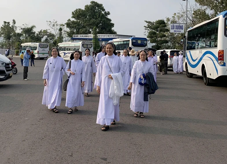 Hành Hương Đức Mẹ Núi Cúi - Năm Thánh 2025 — ảnh 13