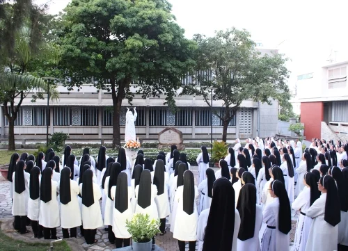 Hình ảnh mừng lễ Thánh Catarina Siena