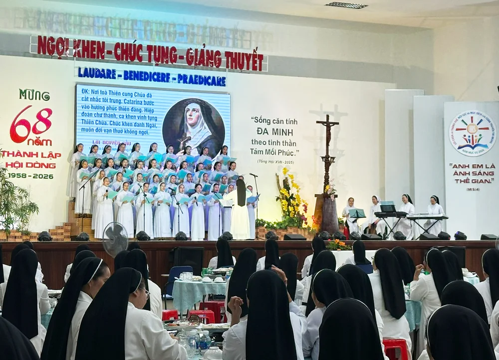 Hình ảnh mừng lễ Thánh Catarina Siena — ảnh 8