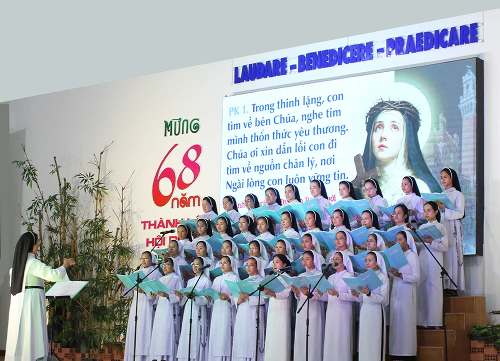 Hình ảnh mừng lễ Thánh Catarina Siena — ảnh 9