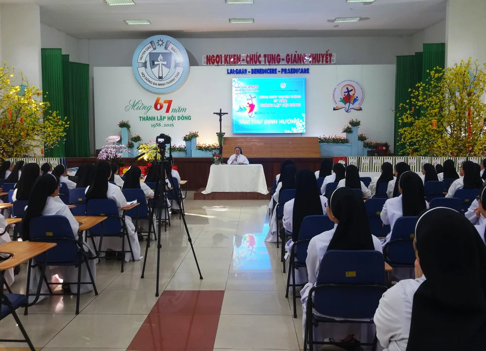 Hình ảnh Mừng ngày Truyền thống - năm 2025 — ảnh 9