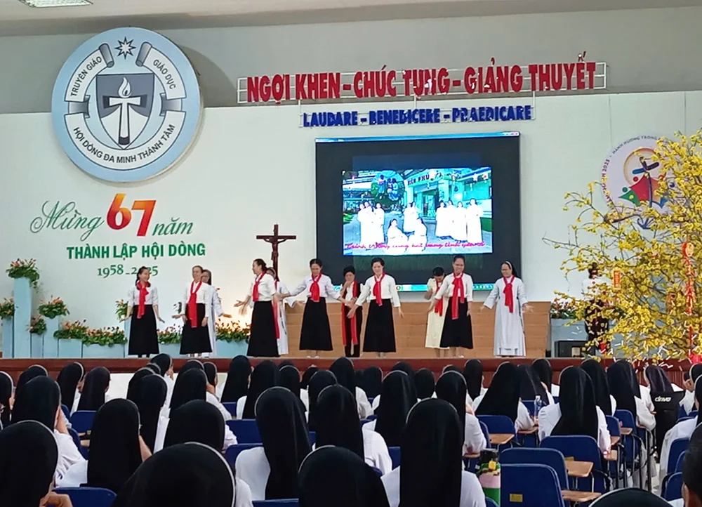 Hình ảnh Mừng ngày Truyền thống - năm 2025 — ảnh 16