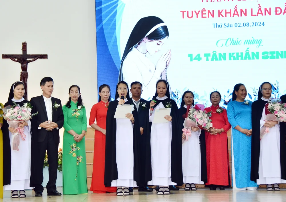 Hình Ảnh Tiên Khấn 2024 — ảnh 14