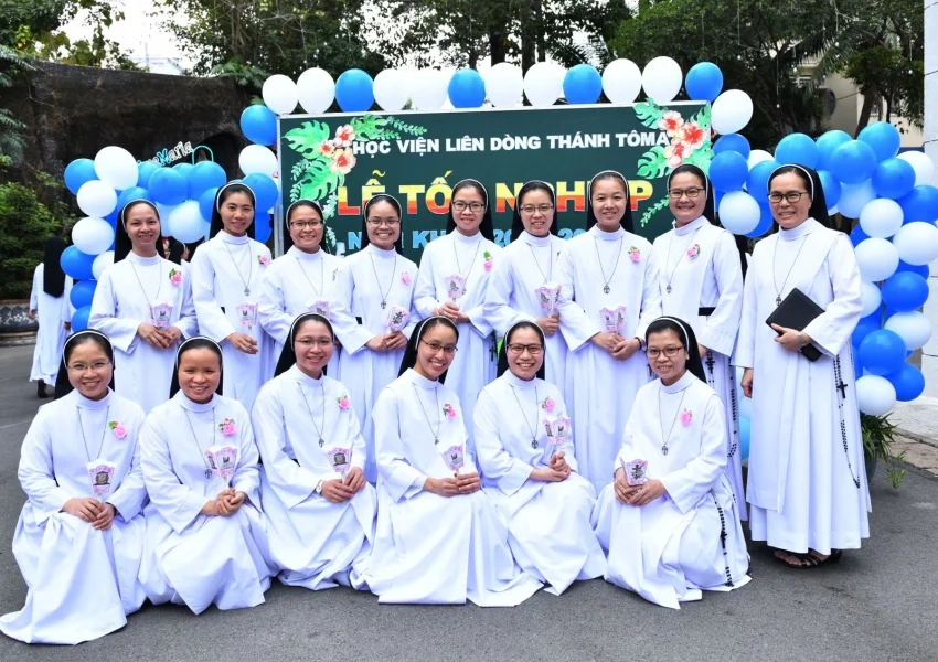 Học viện liên dòng Thánh Tôma Aquino - mừng Bổn mạng và nhận Văn bằng Tốt nghiệp năm 2023 — ảnh 1
