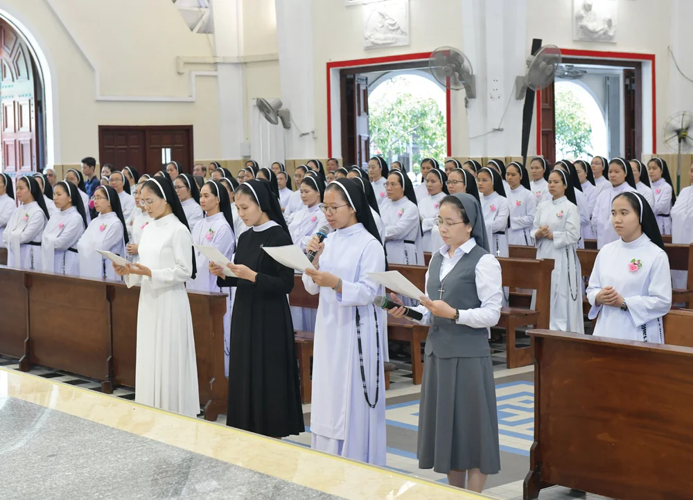 Học viện Liên dòng thánh Tôma Aquinô - Niềm vui ngày nhận Văn bằng Tốt nghiệp năm 2024 — ảnh 4