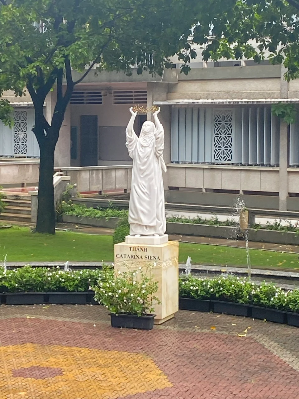 Làm phép tượng Thánh Catarina Siena — ảnh 1