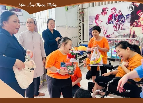 Mái ấm Thiên Thần - nơi tình yêu ấp ủ những mảnh đời bất hạnh