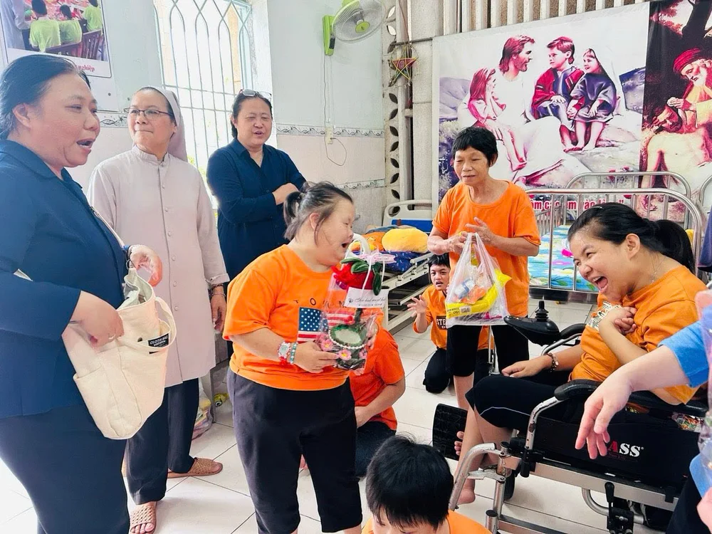 Mái ấm Thiên Thần - nơi tình yêu ấp ủ những mảnh đời bất hạnh — ảnh 1