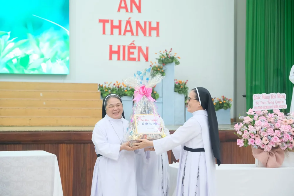 Mừng Bổn Mạng Bề trên Tổng quyền — ảnh 6