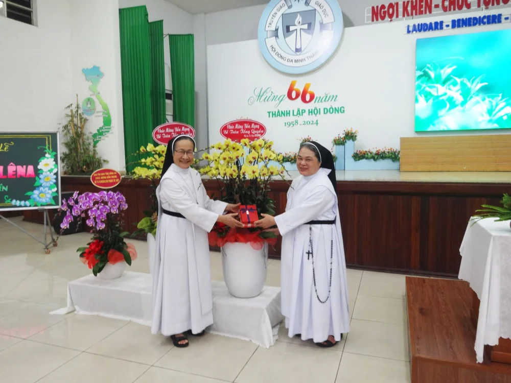 Mừng Bổn Mạng Bề trên Tổng quyền — ảnh 7
