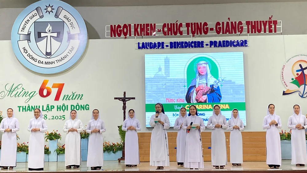 Mừng kính thánh Catarina Siena — ảnh 1