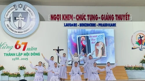 Mừng kính thánh Catarina Siena - Bổn mạng Hội Dòng