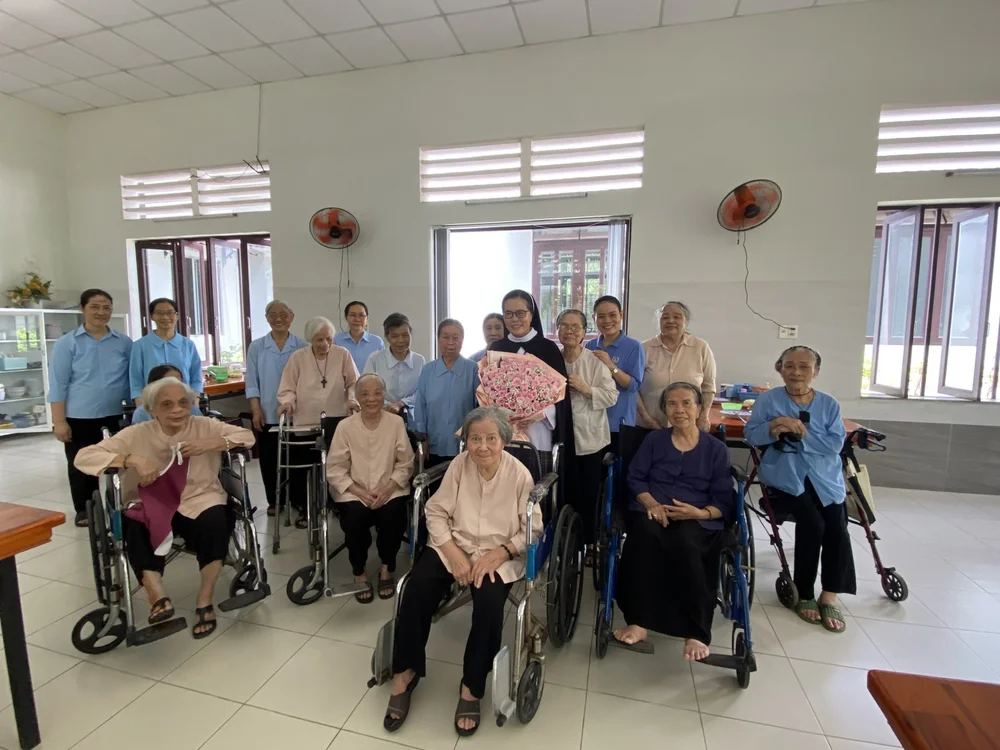 Mừng Tân Bề trên Tổng quyền Teresa — ảnh 20