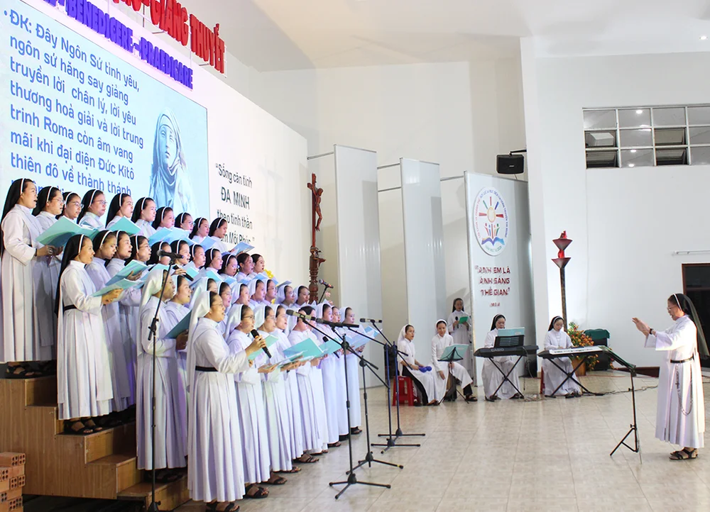 Mừng Thánh Catarina Siena - Bổn mạng Hội Dòng và Tu viện Catarina — ảnh 11