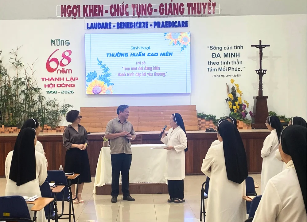 Thường huấn các chị cao niên — ảnh 8