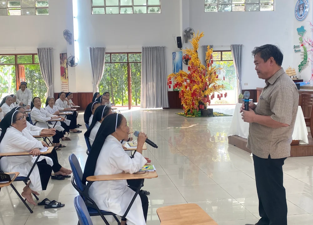 Thường huấn các chị cao niên — ảnh 10