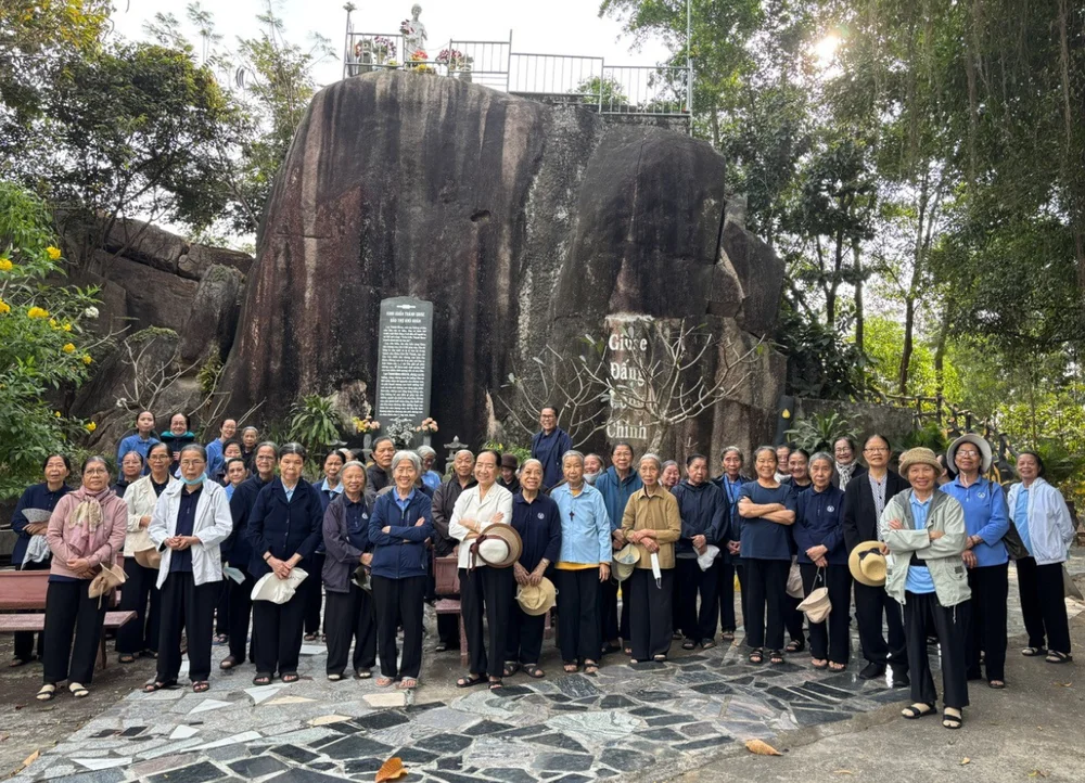 Thường huấn các chị cao niên — ảnh 16
