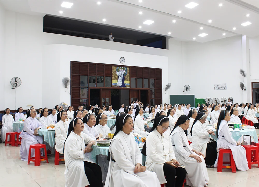 Tin nhanh: Mừng lễ Thánh Catarina Siena — ảnh 10
