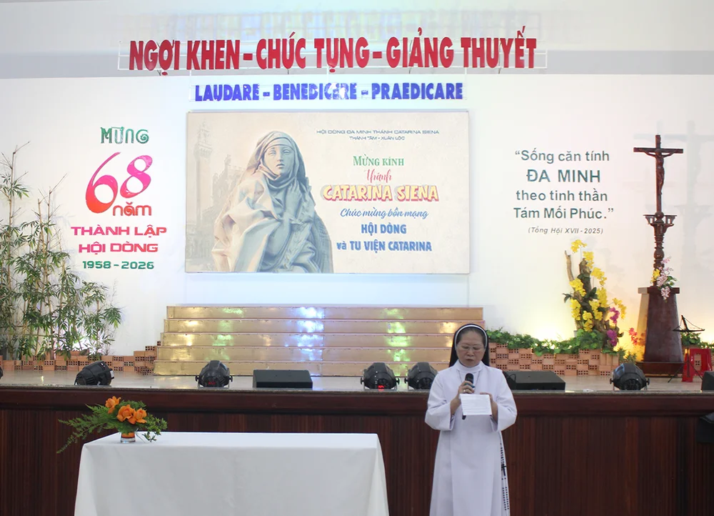 Tin nhanh: Mừng lễ Thánh Catarina Siena — ảnh 14