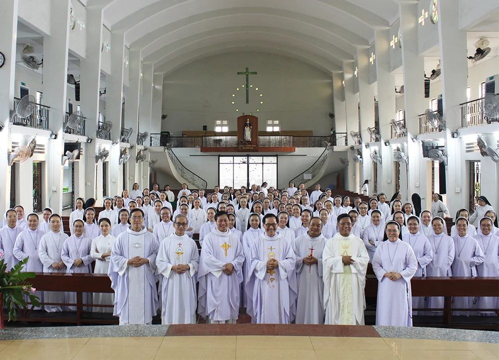 Tin nhanh: Mừng lễ Thánh Catarina Siena — ảnh 30