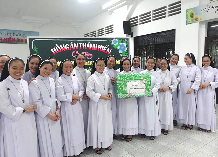 Tri ân Bề trên Tổng quyền, quý Bề trên và quý Dì — ảnh 8