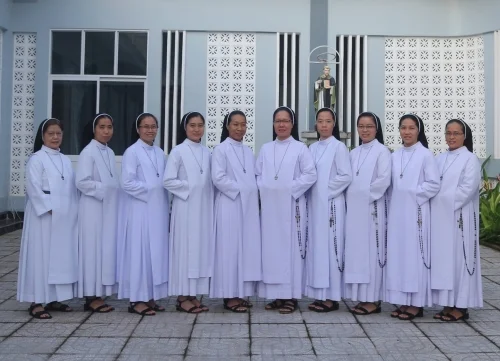 Tu xá Mẹ Thập Tự, Bưng Kè